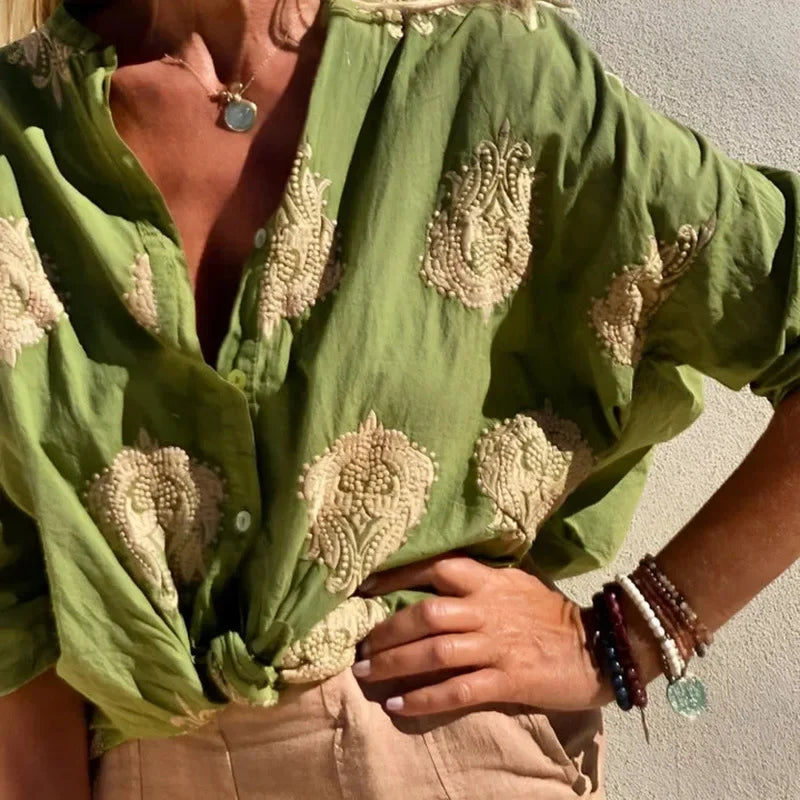 Palace™ Shirt in Cotton with Baroque Prints Embroidered in Gold / The Sophistication of European Fashion in Your Style!
