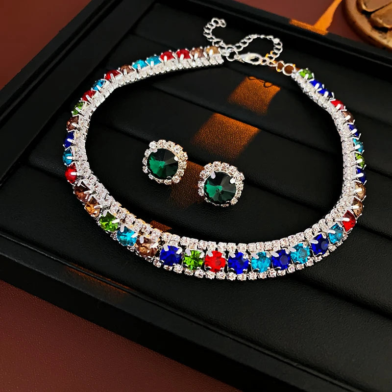 Emerald Grace™ 2-Piece Crystal Necklace & Earrings Set / Timeless Radiance for Elegant Evenings