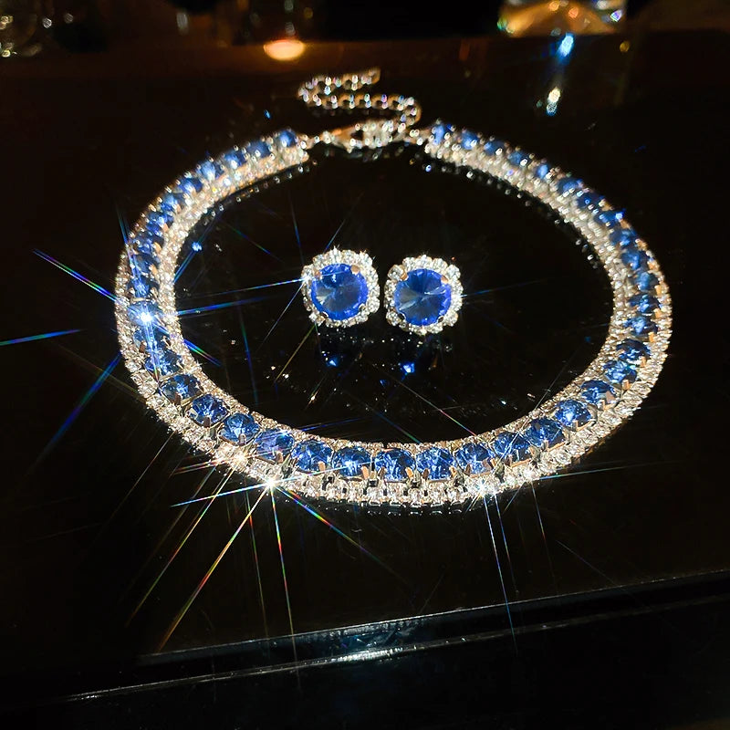 Emerald Grace™ 2-Piece Crystal Necklace & Earrings Set / Timeless Radiance for Elegant Evenings
