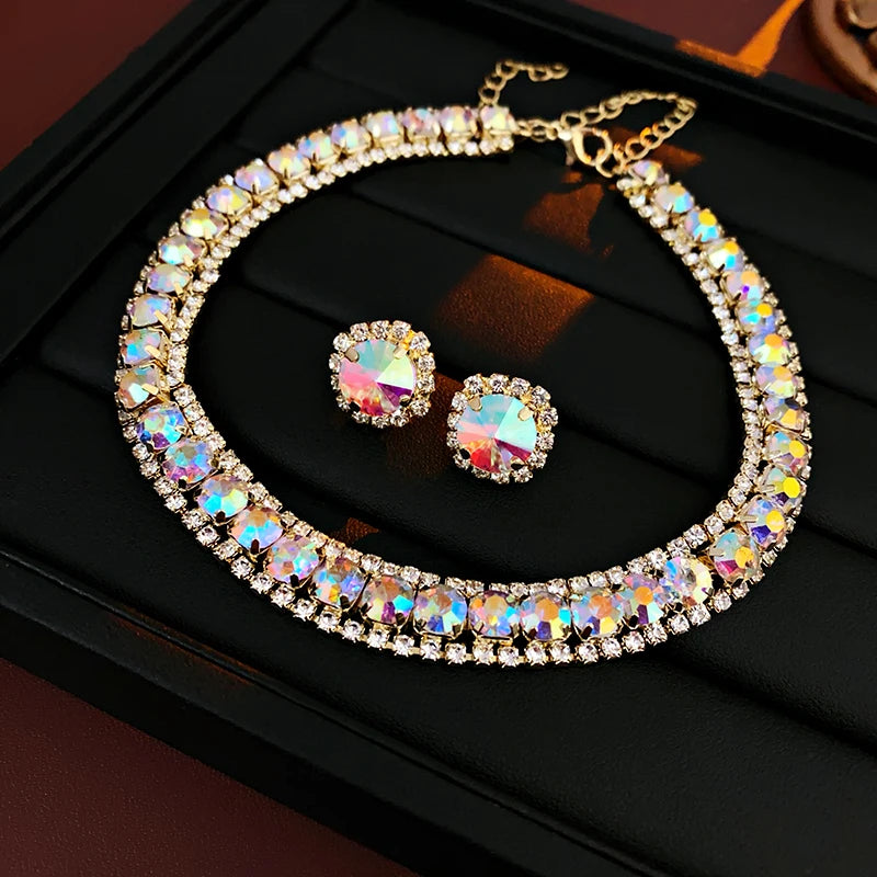 Emerald Grace™ 2-Piece Crystal Necklace & Earrings Set / Timeless Radiance for Elegant Evenings