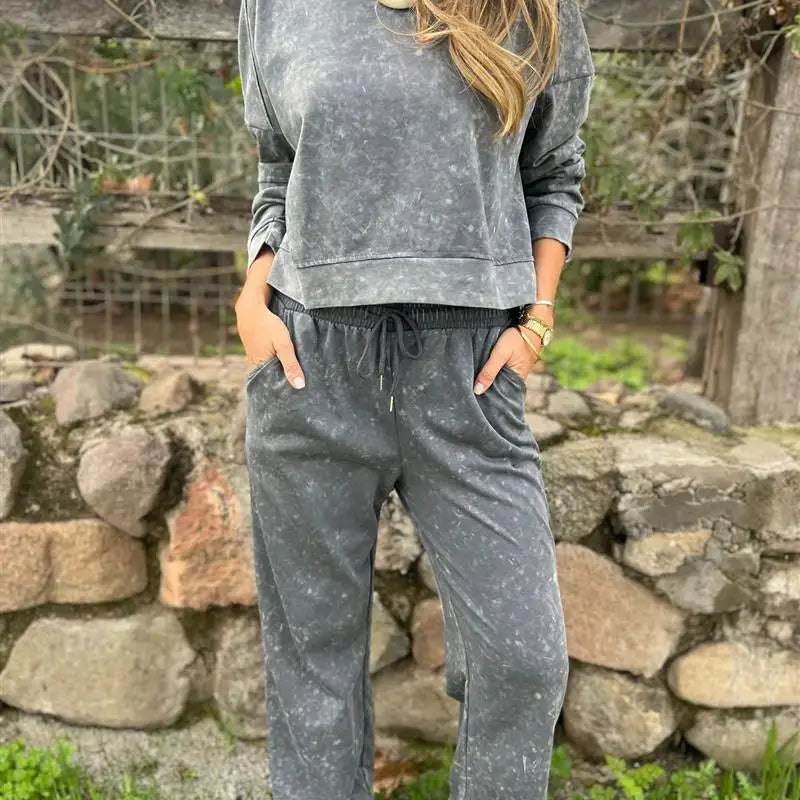 Sunday™ Set in Soft Sweatshirt with Relaxed Fit / Relaxed, Soft and Perfectly Stylish!