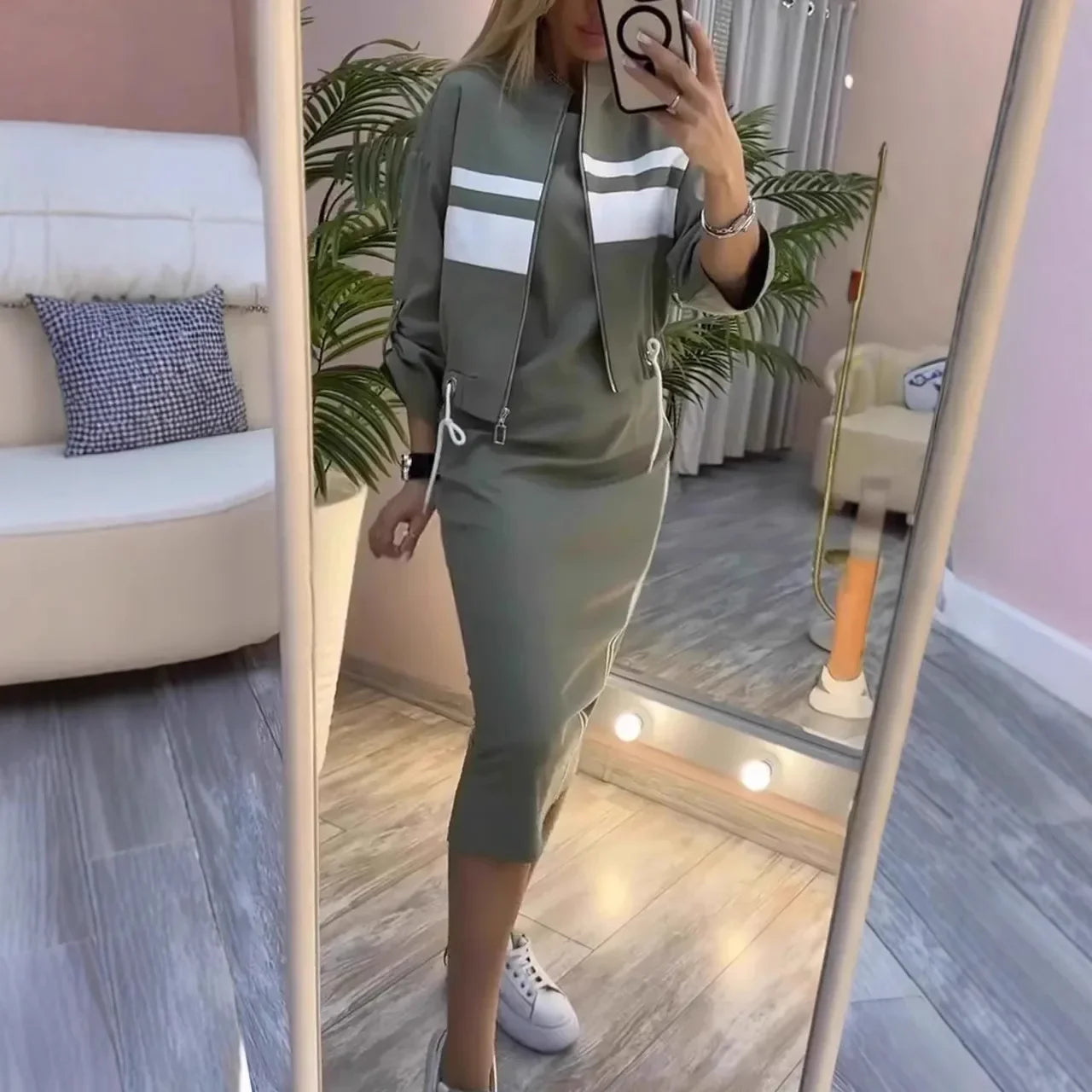 Nordelle™ Set with Chic Midi Dress and Adjustable Zip Jacket / The Perfect Balance Between Casual and Refined!