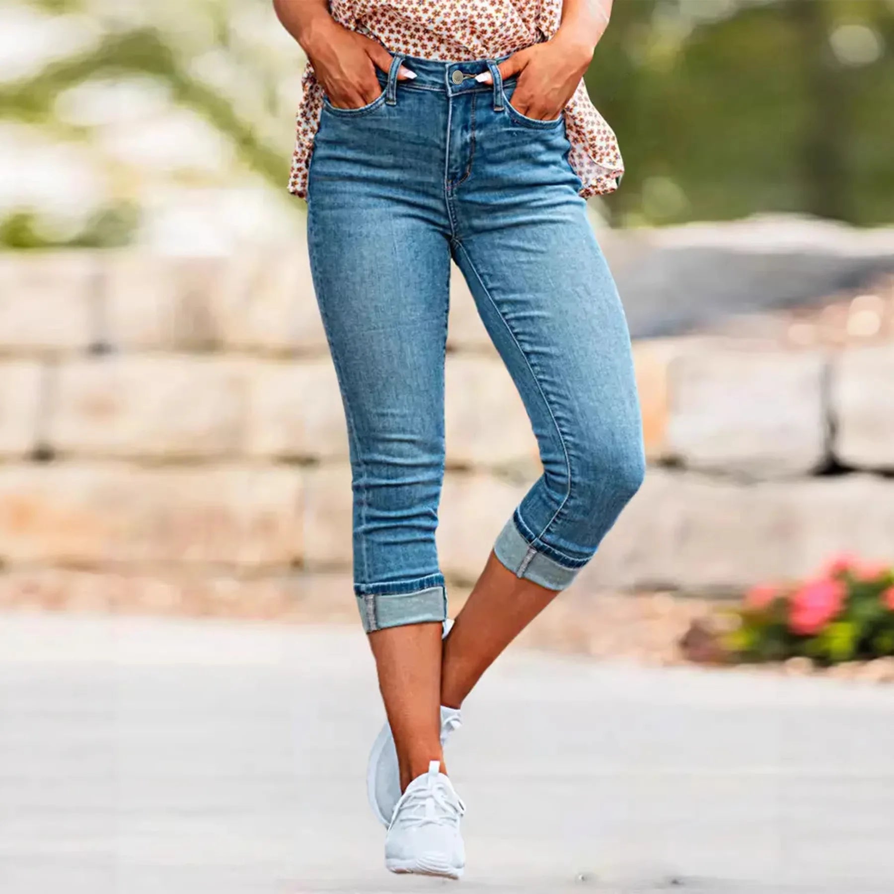 Aveline™ Capri Jeans with Rolled Cuffs