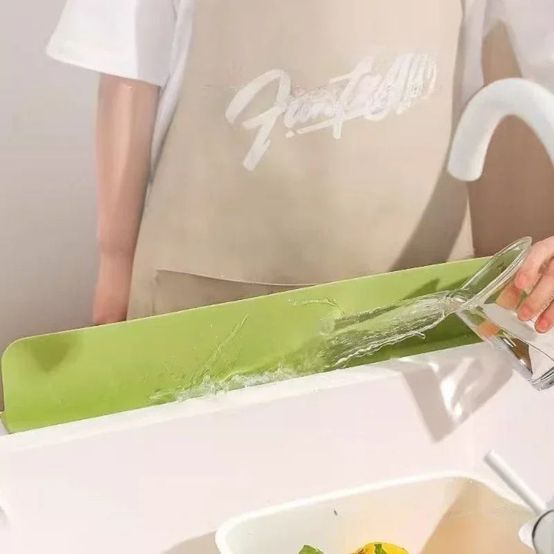 ModernFoyer™ Anti-splash Sink Protector / Simplicity and Efficiency for an Always Dry and Organized Countertop!