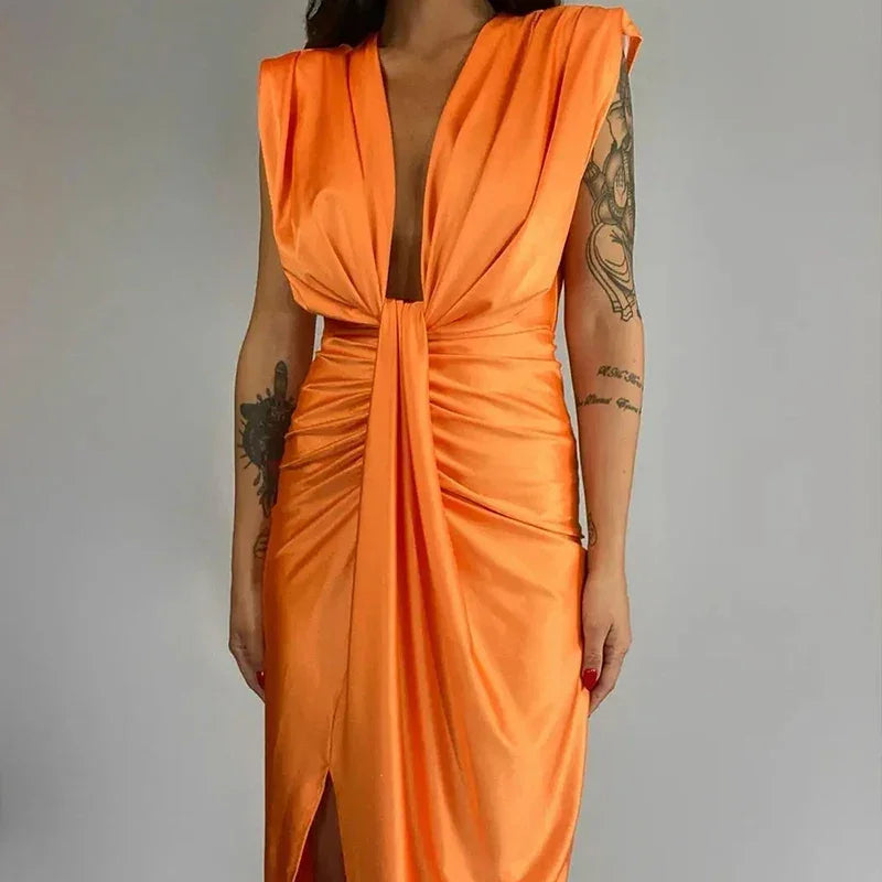 Kaelis™ Dress with Refined Design and Modern Draping