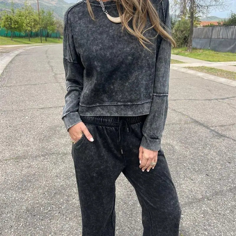 Sunday™ Set in Soft Sweatshirt with Relaxed Fit / Relaxed, Soft and Perfectly Stylish!