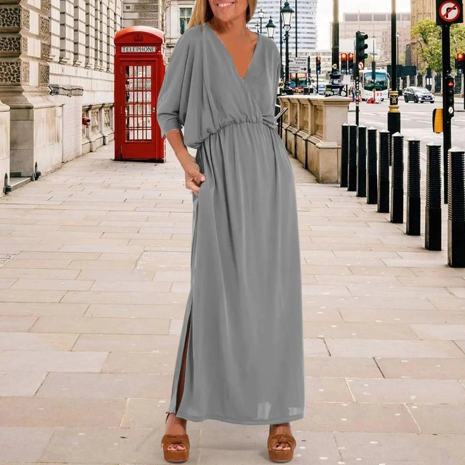 Ladine™ Dress in Loose Knit with Side Slit / Lightness and Comfort with a Casual-Chic Touch!