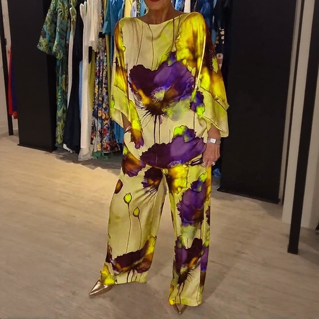 Floral Watercolor™ Set in Luxurious Satin / Exude Sophistication and Creativity with Absolute Comfort!