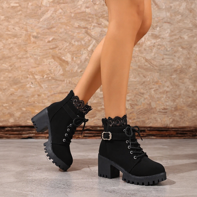 Victoria Urban™ Boot with Elegant Lace and British Design