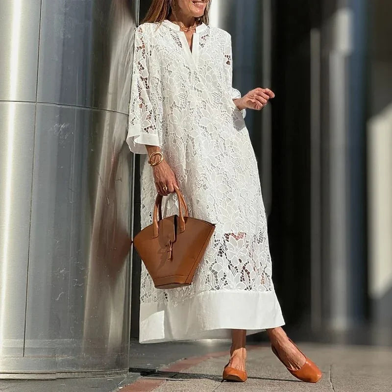 Ariana™ Dress in Floral Lace with Minimalist Style / Timeless Elegance for Sophisticated Moments!