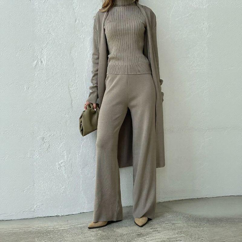 The Monroe™ Luxury 3-Piece Set in Premium Knitwear / Your Right Choice for Modern, Effortless Style