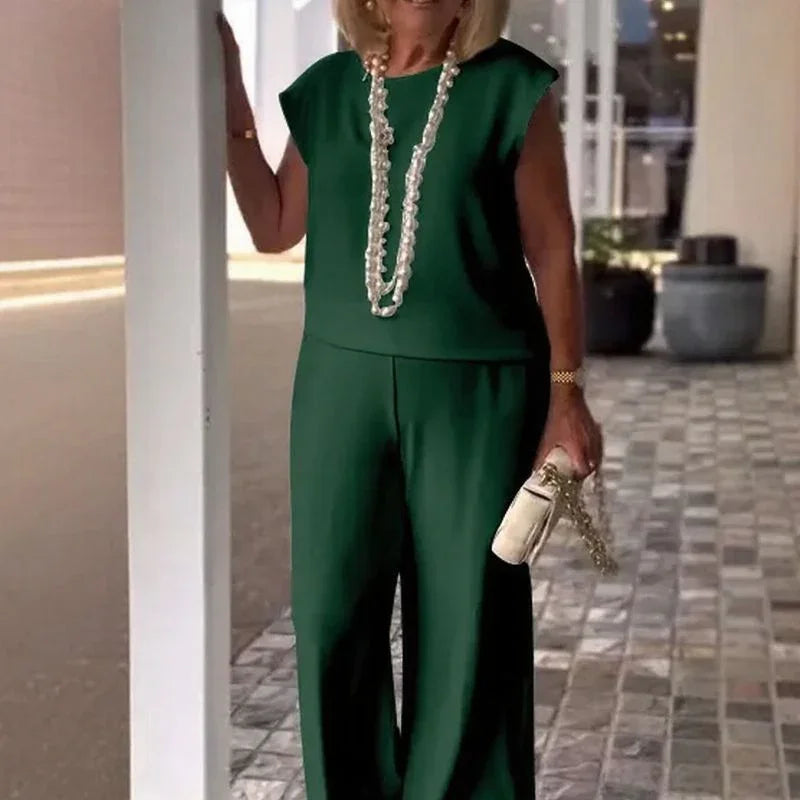 Eleganza™ Set with Minimalist Blouse and Pantaloons / Refinement and Comfort for the Woman Who Inspires Respect and Style