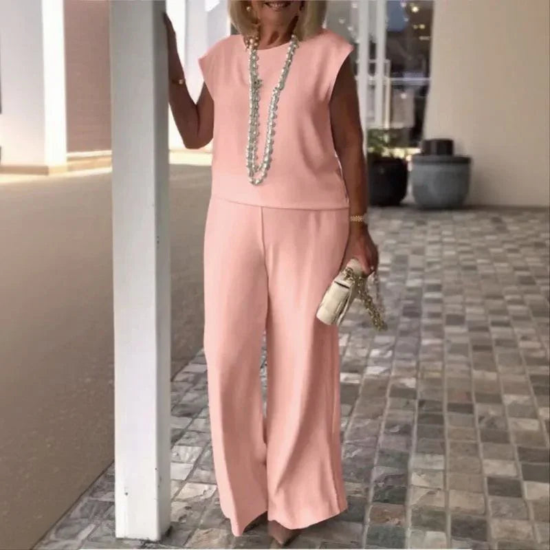 Eleganza™ Set with Minimalist Blouse and Pantaloons / Refinement and Comfort for the Woman Who Inspires Respect and Style