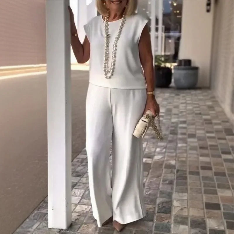 Eleganza™ Set with Minimalist Blouse and Pantaloons / Refinement and Comfort for the Woman Who Inspires Respect and Style