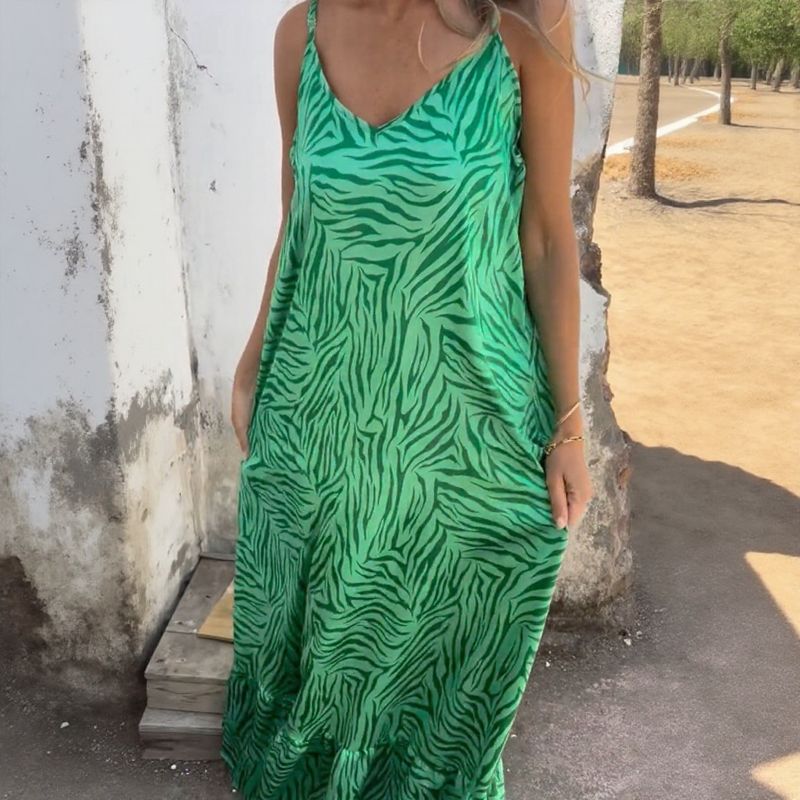 Zaya™ Dress in Cool Viscose with Delicate Adjustable Straps / Absolute lightness with a comfortable and elegant fit!
