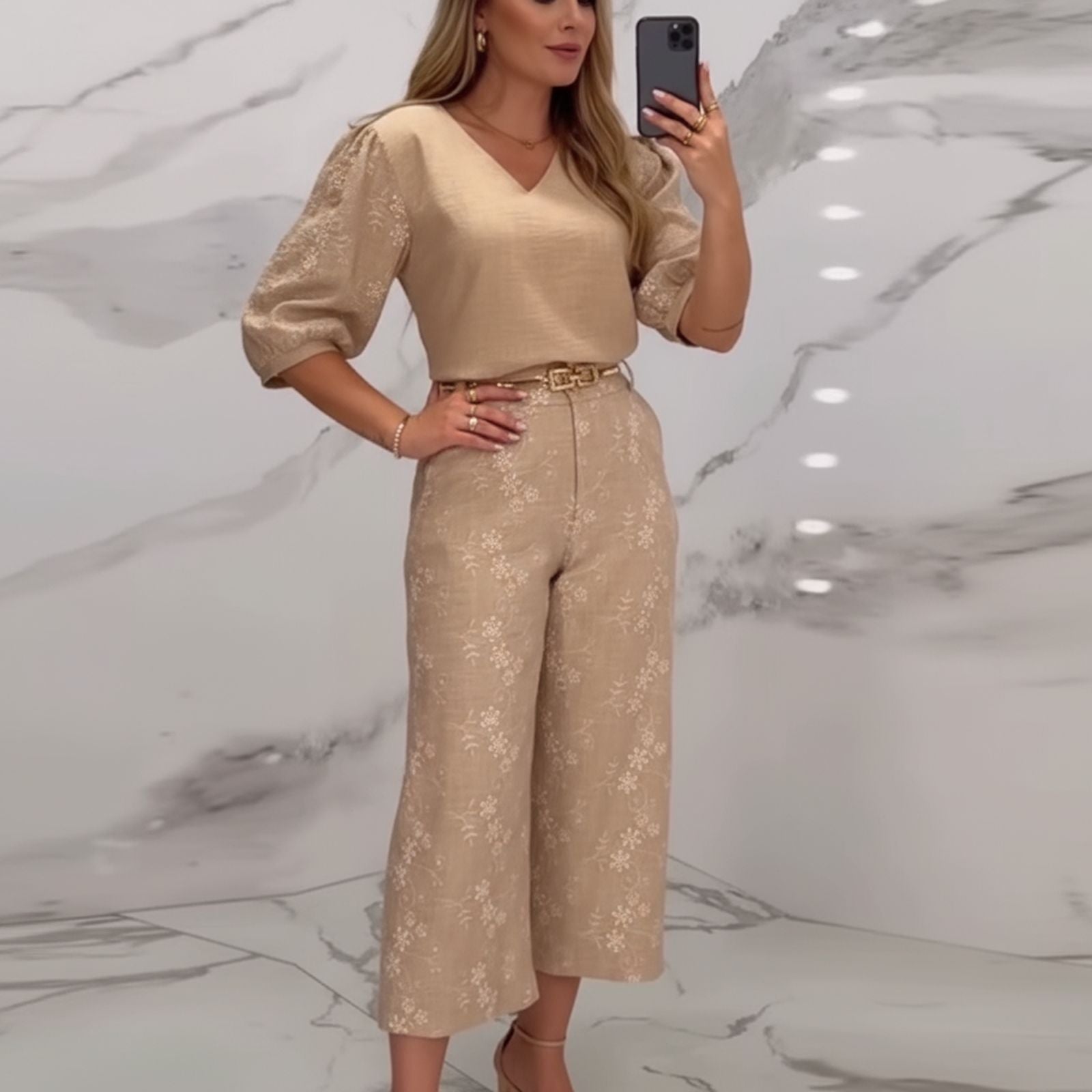 Gaia™ Set in Linen-Blend Floral with Artisan Touch / The Luxury of Simplicity Crafted in Art!