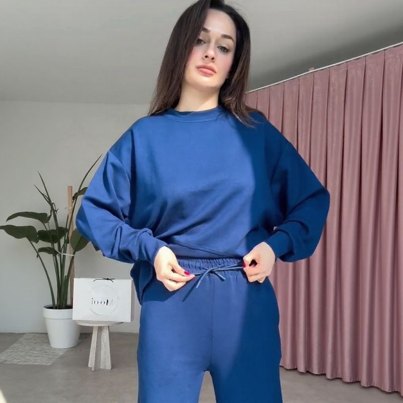 Beauty™ Soft Fabric Sweatshirt Set with Velvety Finish / Sophisticated Minimalism for Every Day!