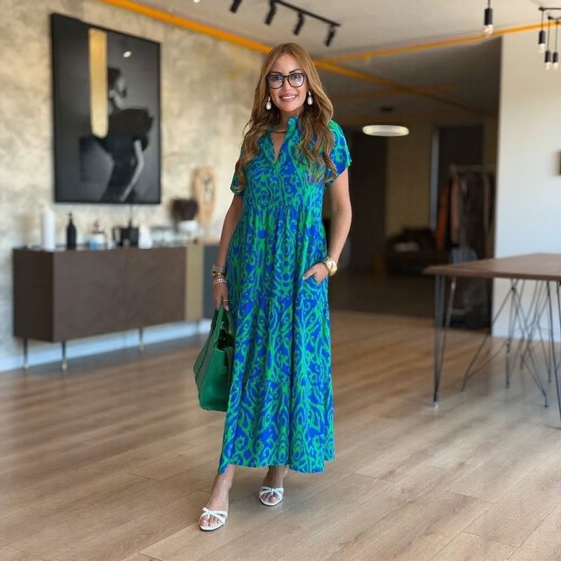 Lily™ Dress in Lightweight Viscose with Mandarin Collar / A modern classic for those who live authentically!