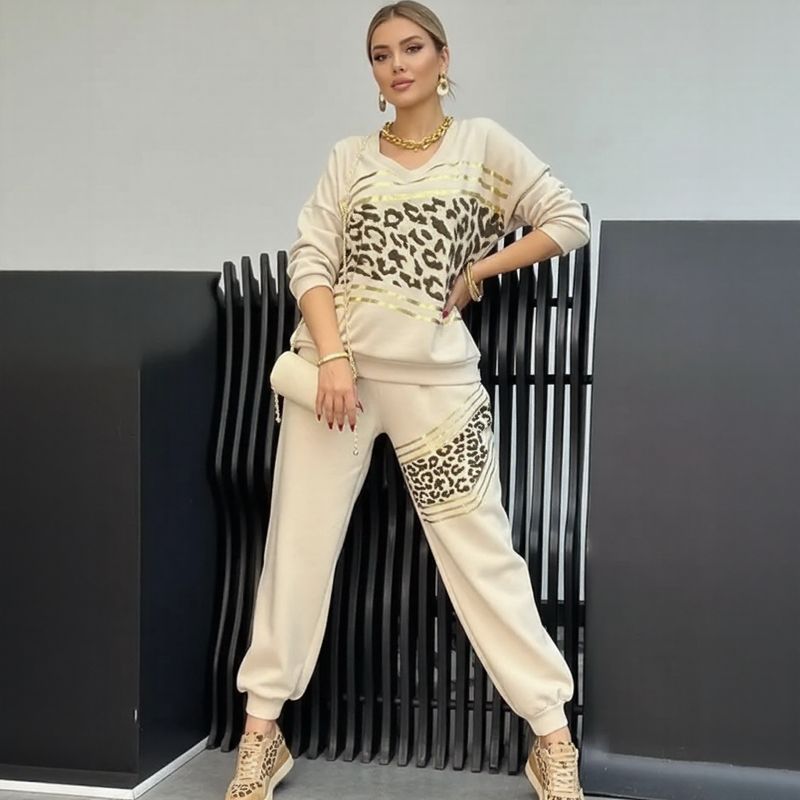 Golden Safari™ Lightweight Sweatshirt Set with Leopard Print / Sophistication and Absolute Comfort!