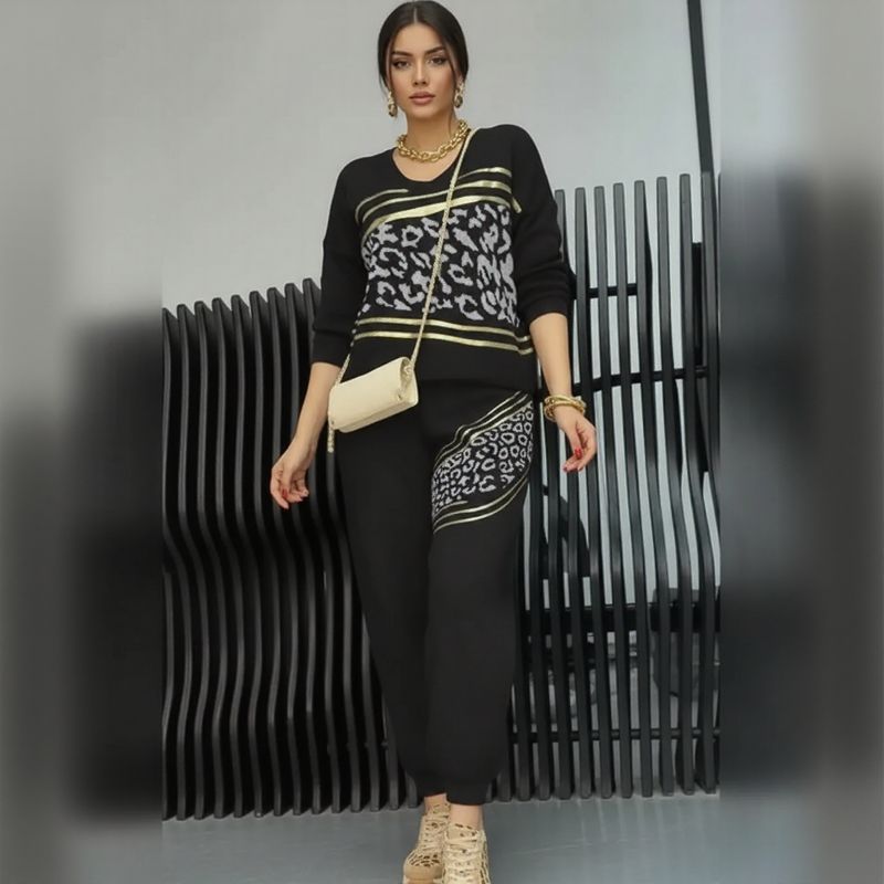 Golden Safari™ Lightweight Sweatshirt Set with Leopard Print / Sophistication and Absolute Comfort!