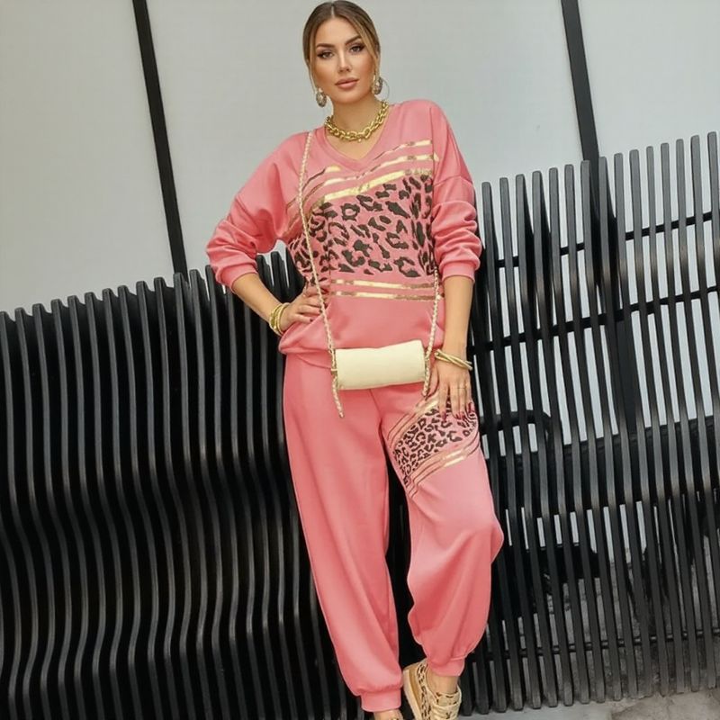 Golden Safari™ Lightweight Sweatshirt Set with Leopard Print / Sophistication and Absolute Comfort!