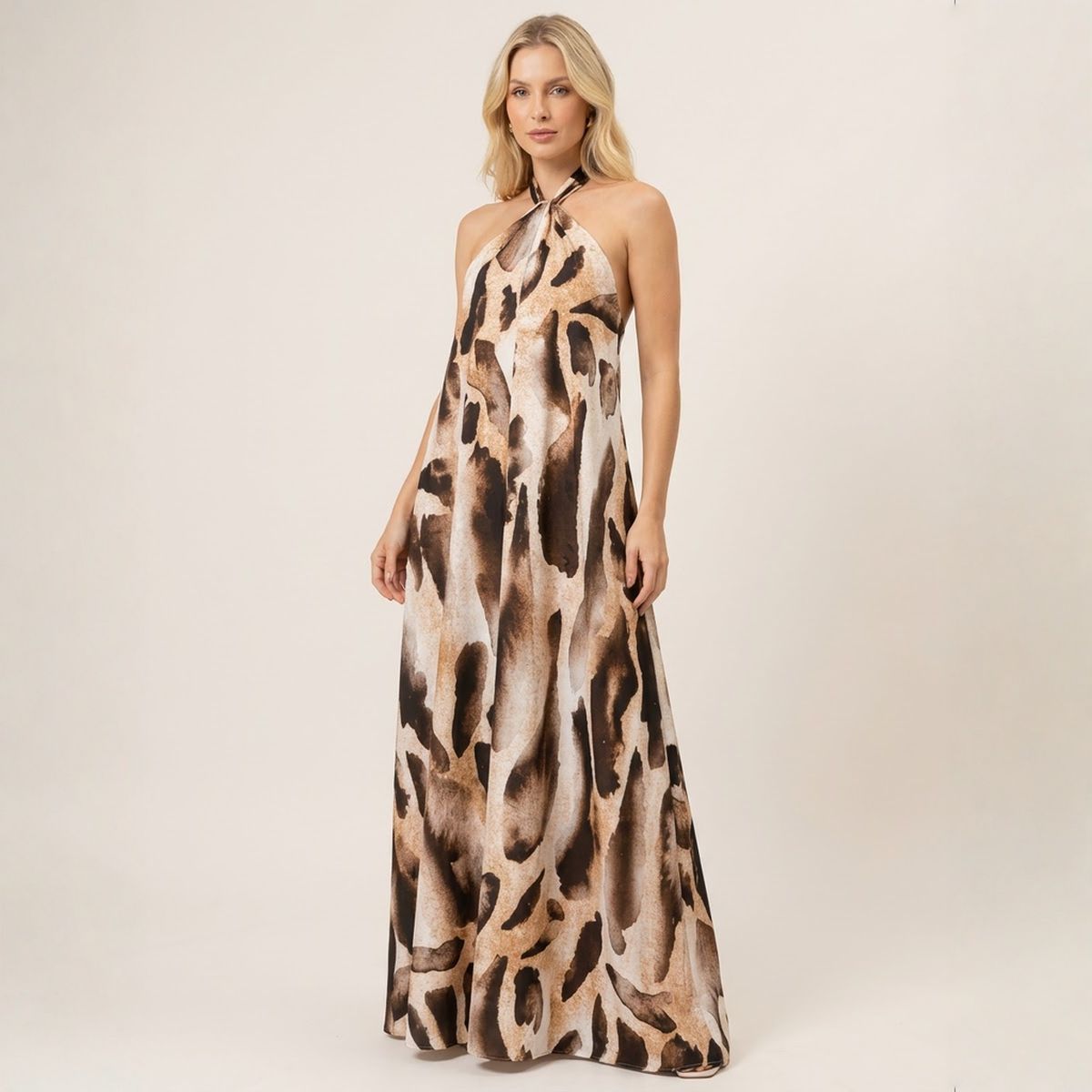 Isla Nomad™ Long Viscose Dress with Fluid Fit and Wild Print