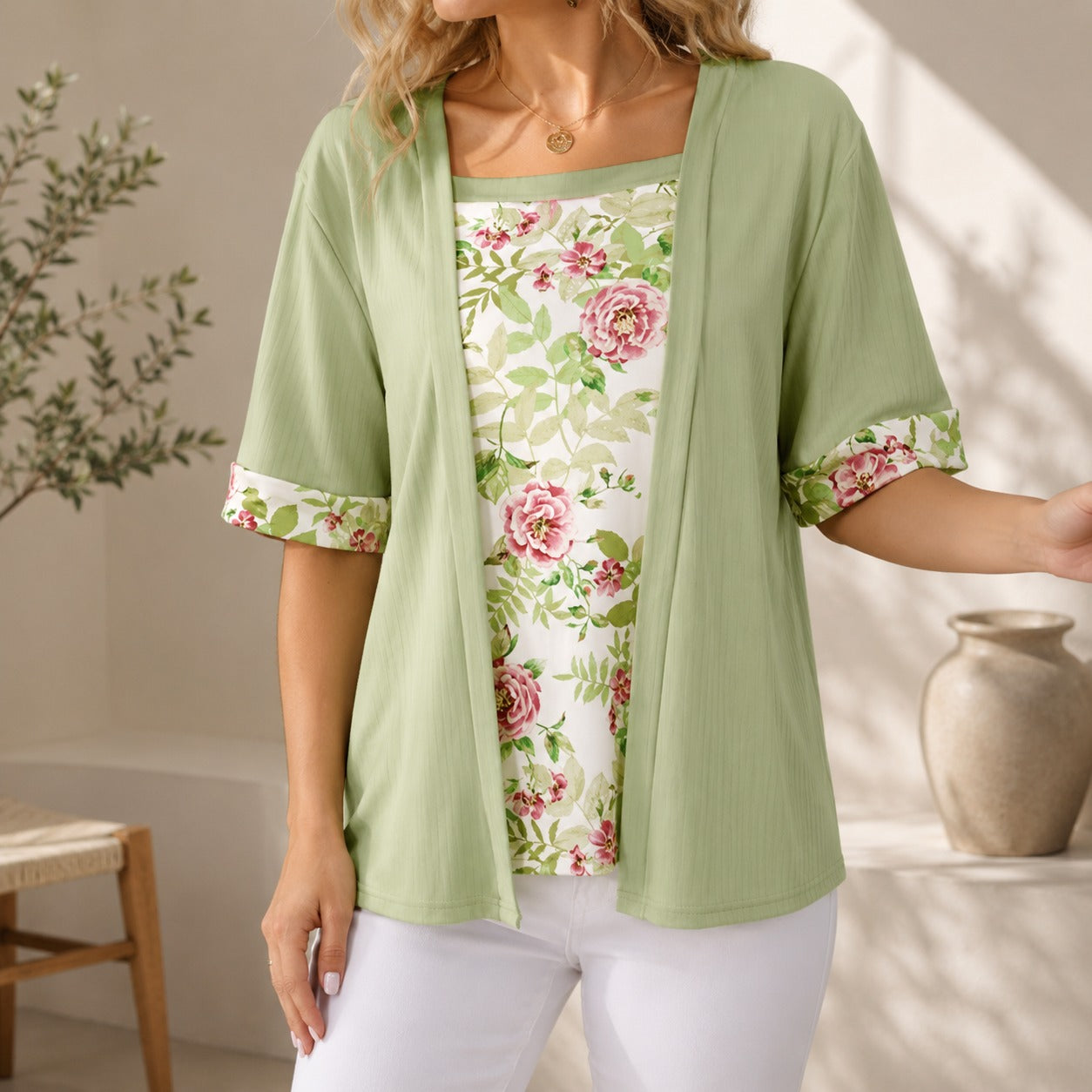 Blouse Laurel™ with 2-in-1 Open Cardigan Effect and Floral Print