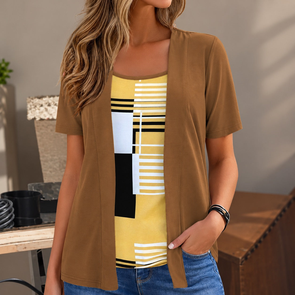 Blouse Monroe™ 2-in-1 with Open Overlay Efect and Geometric Print