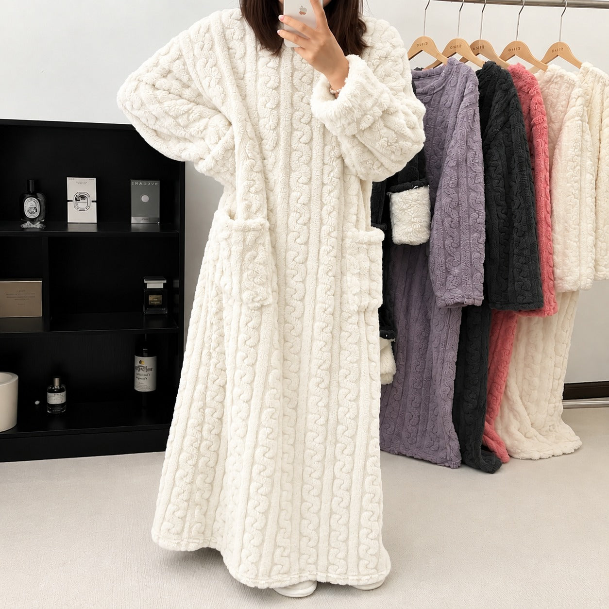 Luna™ Long Pajama Set with Cozy Blanket Feel, Plush Touch and Soft Texture