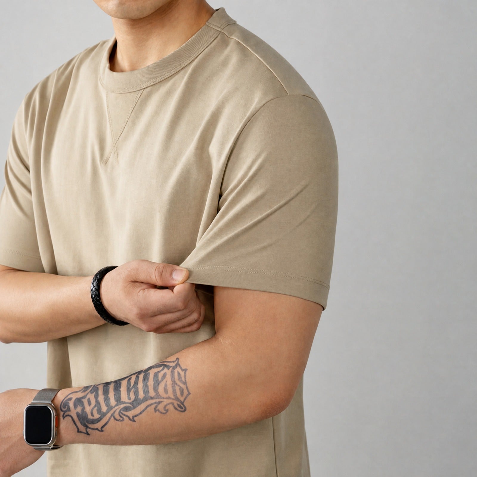 Louis™ T-shirt in Premium Cotton with Spandex and Ribbed Round Neck