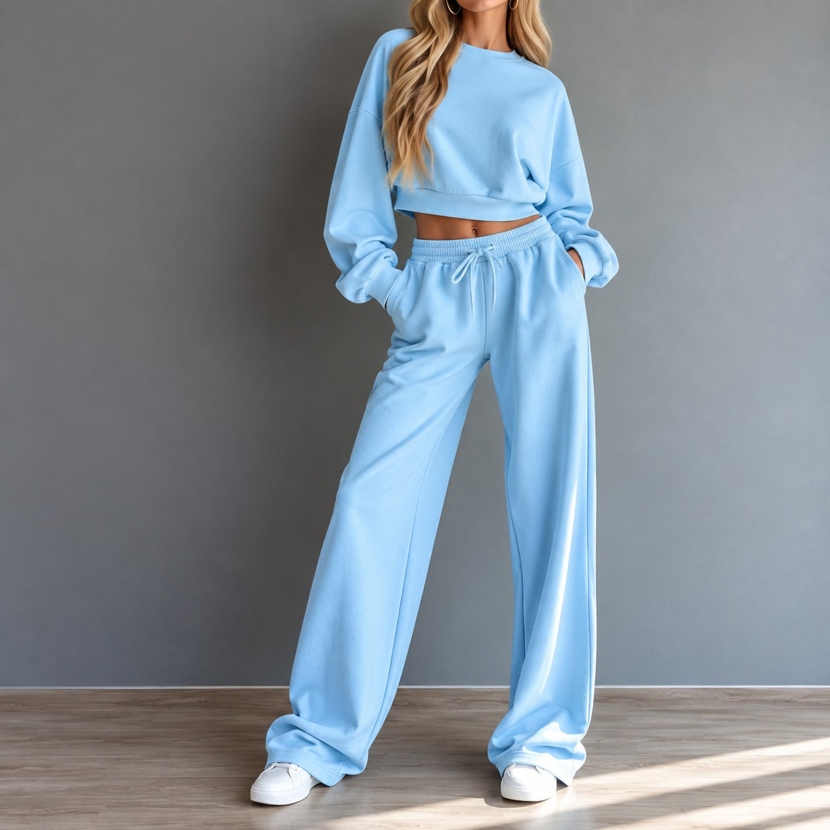 Two-Piece Set Eliana™ with Long-Sleeve Cropped Top and Drawstring Pants