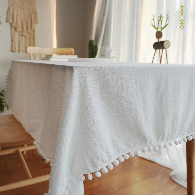 Elegant Cotton Tablecloth – Decorative Dining Cover for Everyday Charm and Special Occasions