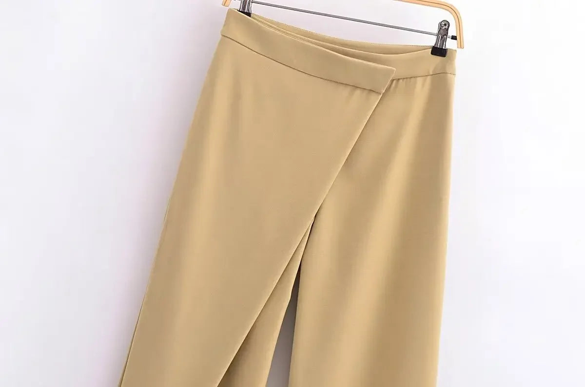 Women’s Wide-Leg Khaki Pants – Elegant High-Waist Trousers with a Modern Overlap Design