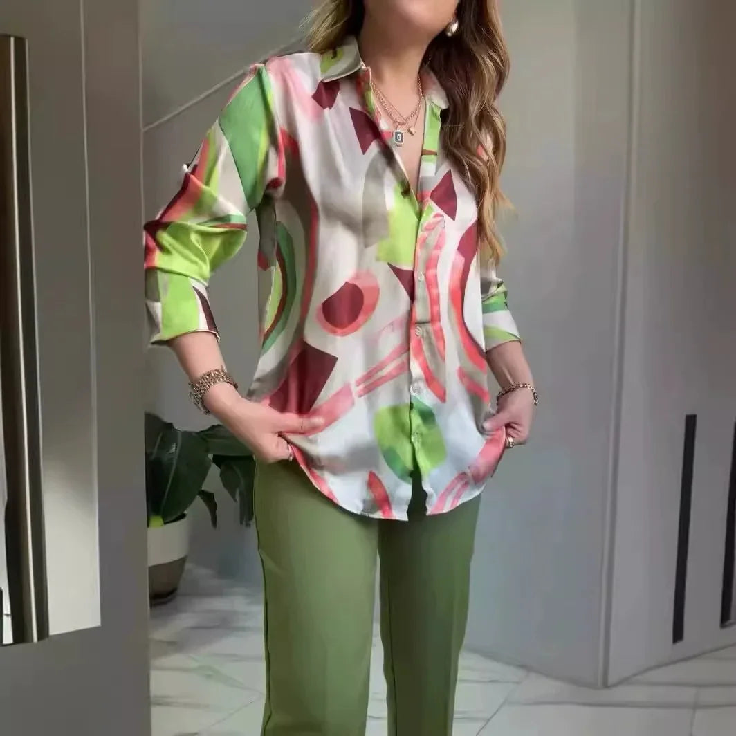 Sálvia Élégance™ Set with Satin Shirt and Tailored Pants / Sophistication that Goes From the Office to After Hours!