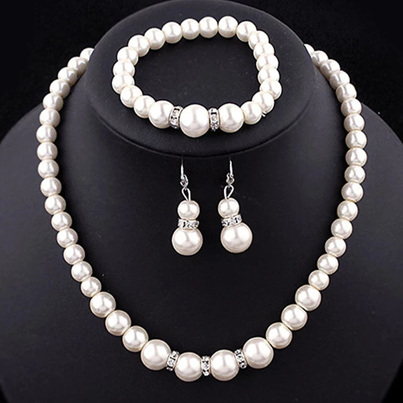 Seraphina™ 3-Piece Pearl Jewelry Set / Classic Beauty, Eternal Charm