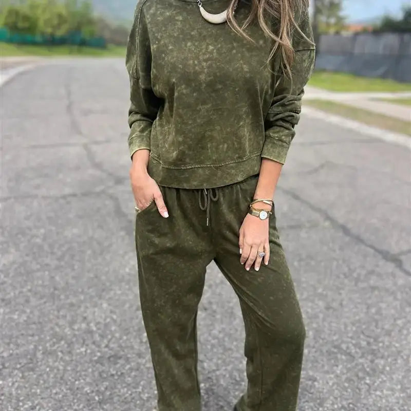 Sunday™ Set in Soft Sweatshirt with Relaxed Fit / Relaxed, Soft and Perfectly Stylish!