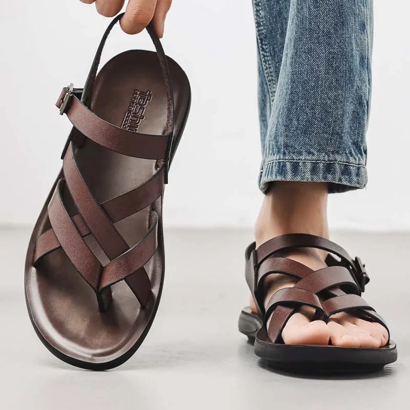 Men’s Sandal Brenner™ with Crisscross Straps, Buckle and Flat Sole
