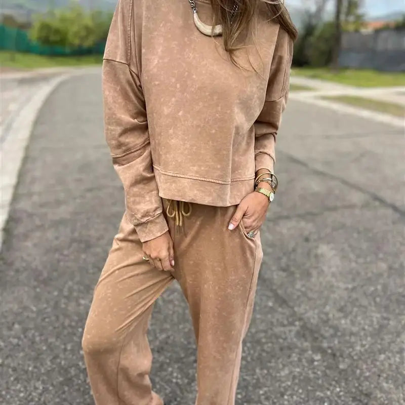 Sunday™ Set in Soft Sweatshirt with Relaxed Fit / Relaxed, Soft and Perfectly Stylish!