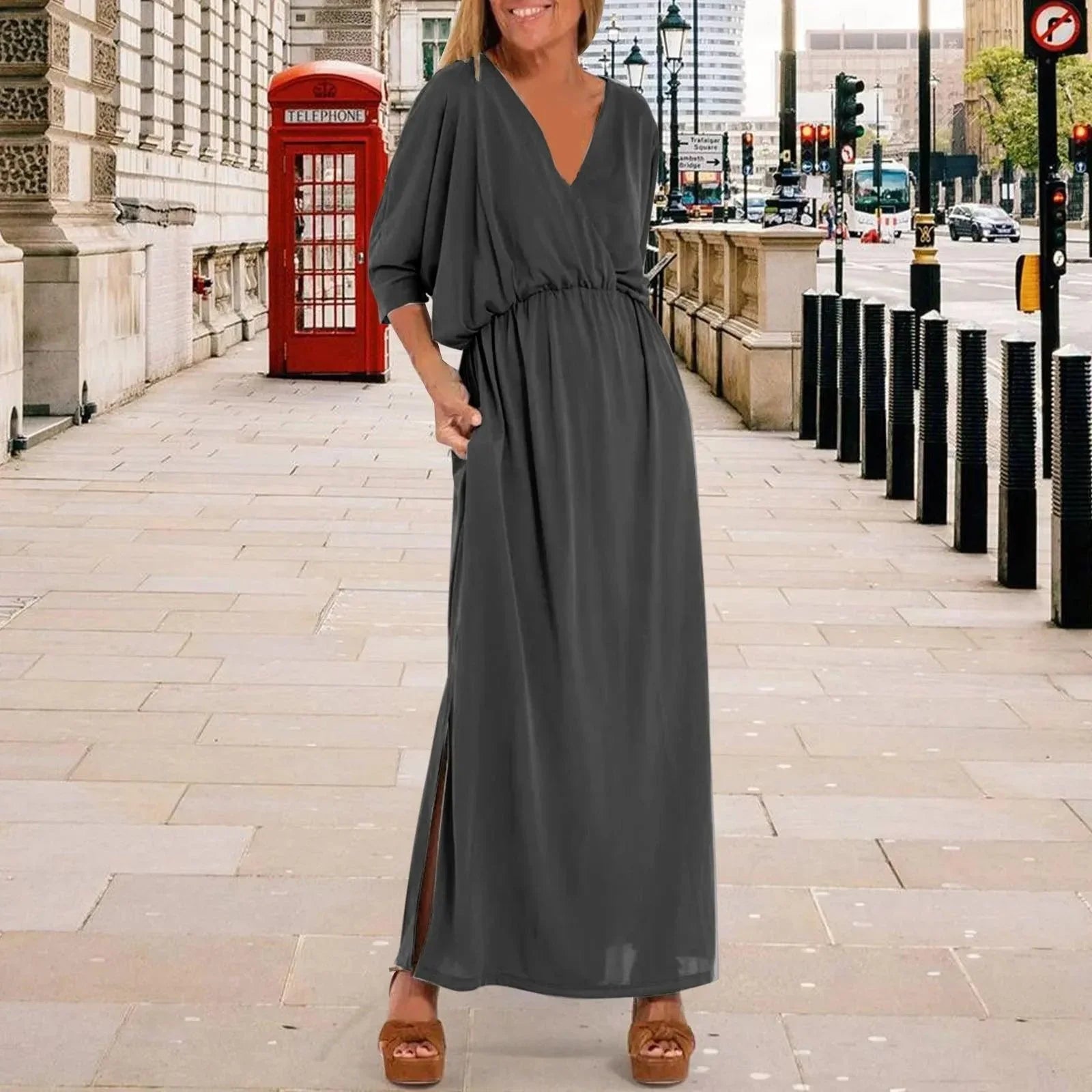 Ladine™ Dress in Loose Knit with Side Slit / Lightness and Comfort with a Casual-Chic Touch!