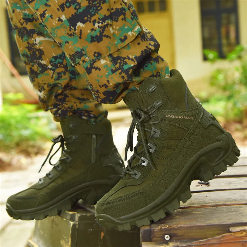 Spartacus™ Tactical Boots with Suede Details and a Non-Slip Lug Sole