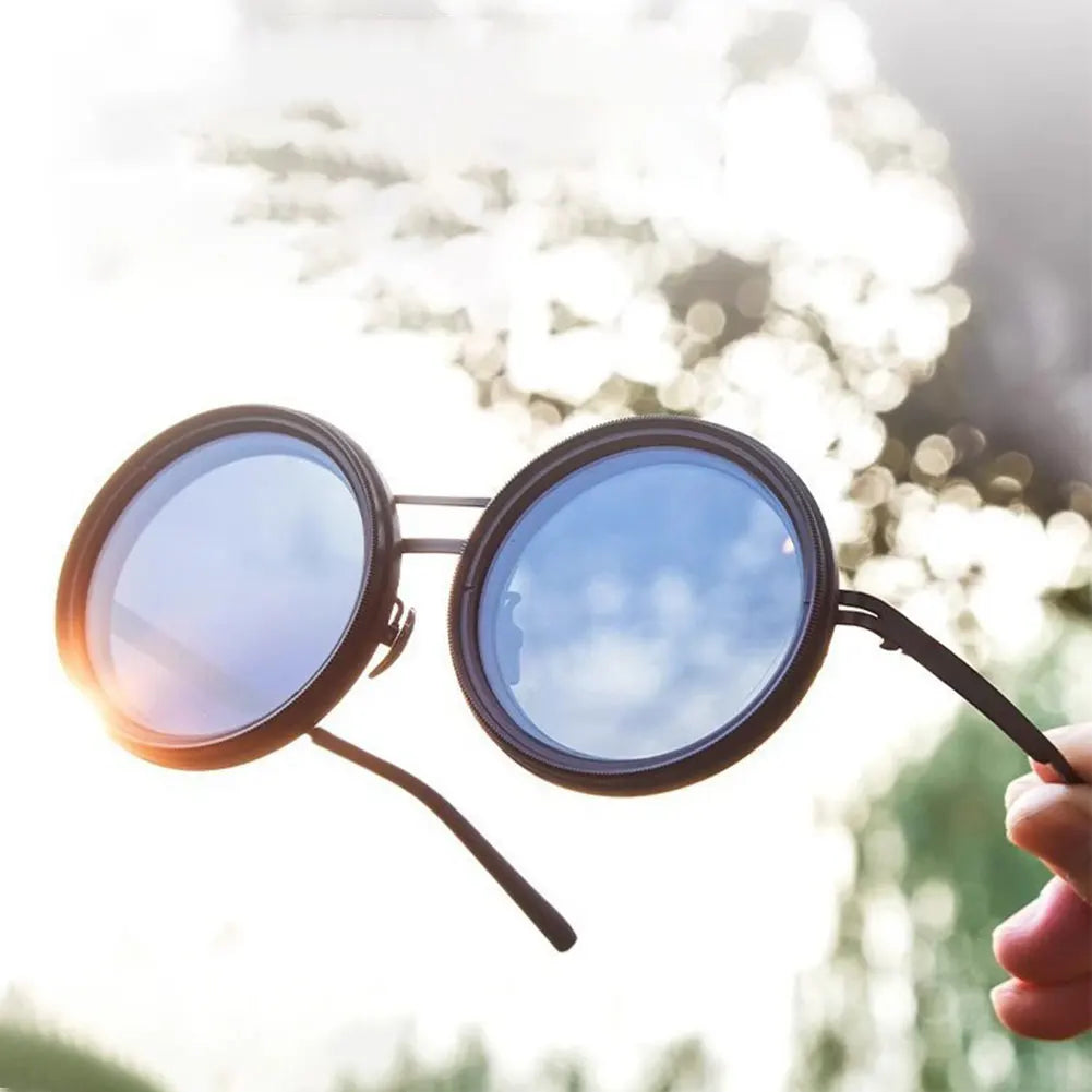 Eclipse™ Sunglasses with Adjustable Brightness and Retro Design / Unique Look and Total Protection in Any Environment!