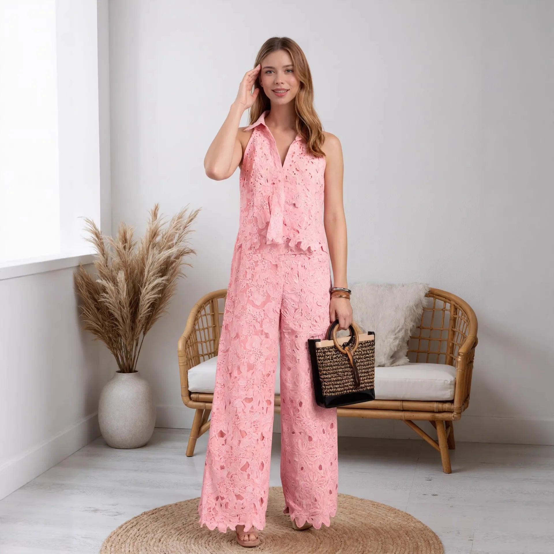 Serelle™ Set in Premium Lace with Modern Design