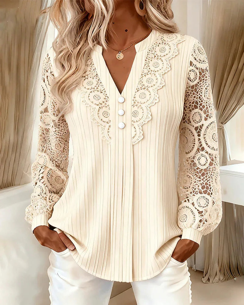 Ariana™ Blouse with Openwork Lace Sleeves, V-Neck and Pleated Texture / Elegance That Flatters the Figure Without Weighing Down the Look