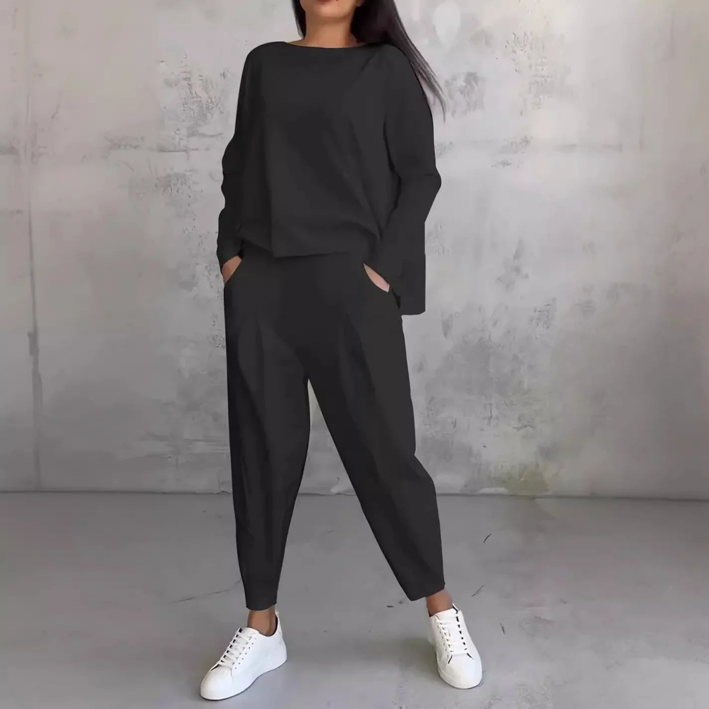 StreetLounge™ Set with Overslim Blouse and Tapered Pants / Clean Design, Smart Comfort, Effortless Style!