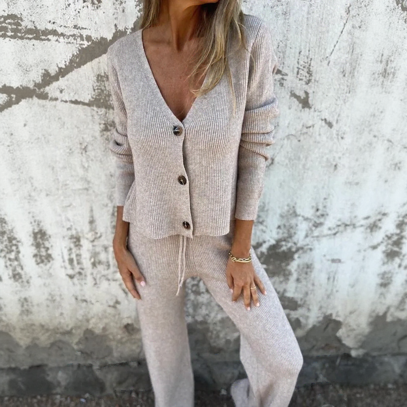 Allure™ Ribbed Knit Set with Button-Down Cardigan and High-Waisted Pants / Comfortable Sophistication from Dawn to Dusk!