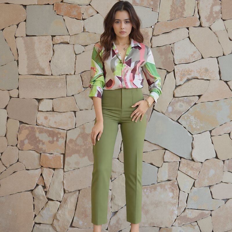Sálvia Élégance™ Set with Satin Shirt and Tailored Pants / Sophistication that Goes From the Office to After Hours!