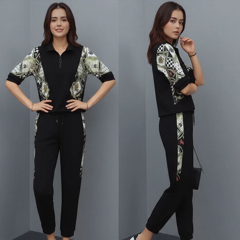 Mosaic™ Set with Zipper Collar and Contrasting Print / Art, Movement, and Comfort in Every Stroke