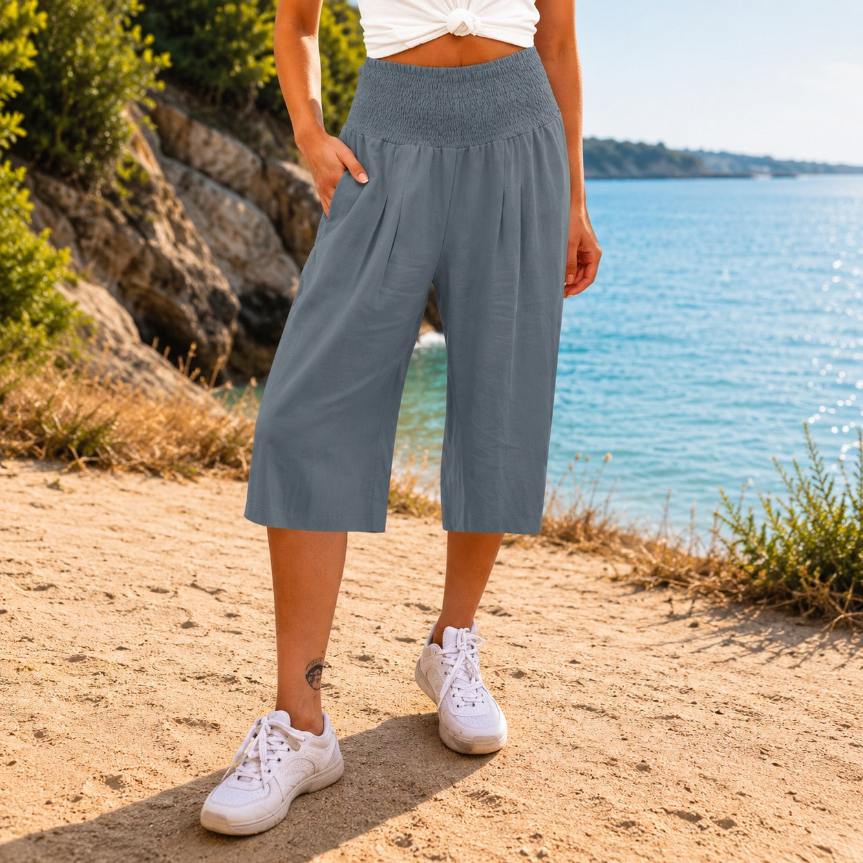 Rosetta™ Capri Pants in Cotton Linen with an Elegant Smocked Waist