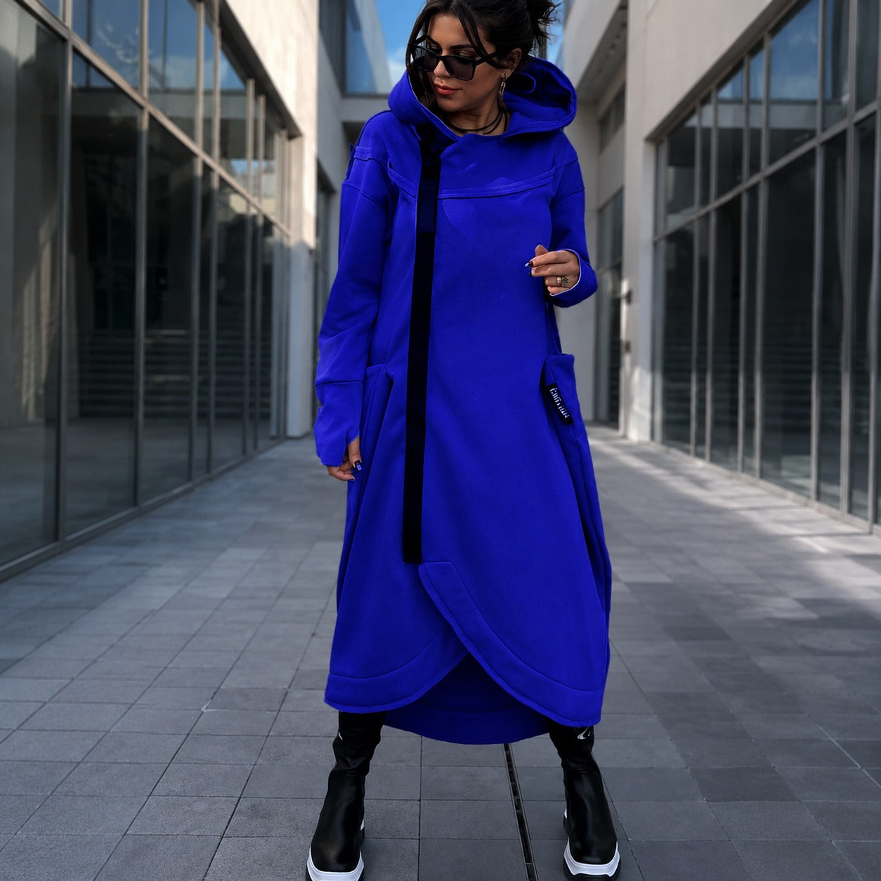 Sweatshirt Dress Maelis™ with Asymmetrical Zipper, Hood and Thumbhole Cuffs