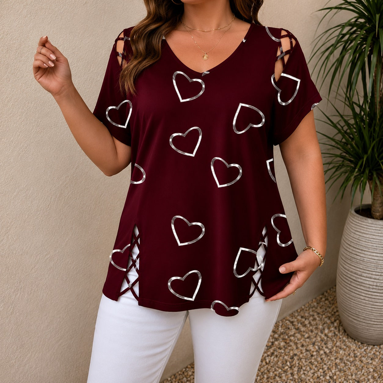 Blouse Hailey™ with Heart Print and Cutout Shoulders